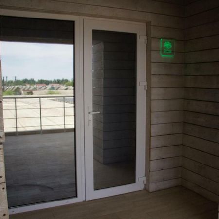 Hotel Lido Lazurne Bagian luar foto