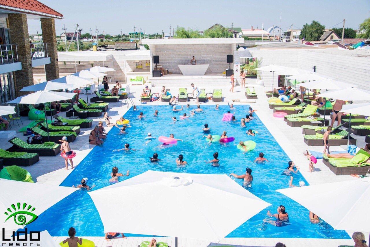 Hotel Lido Lazurne Bagian luar foto